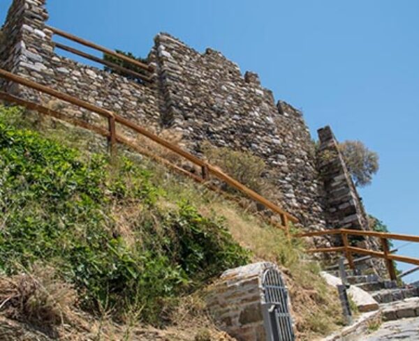 skopelos-enetiko-kastro