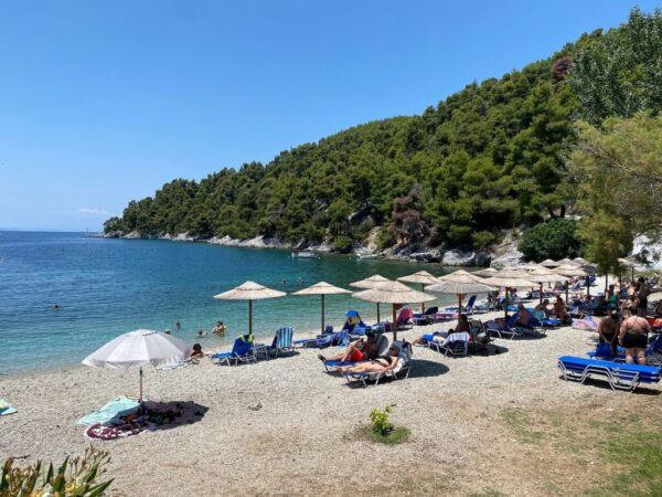 Οργανωμένη παραλία στον Αγνώντα