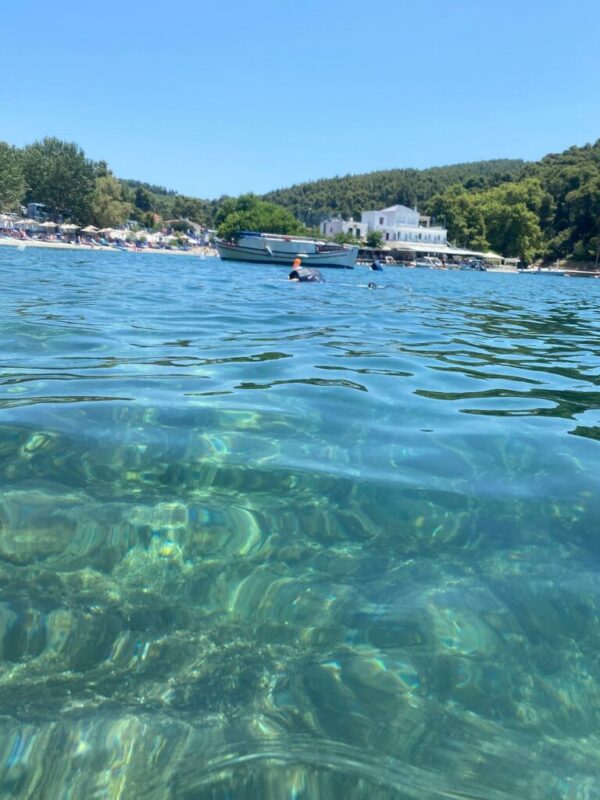 Τα καταγάλανα νερά του Αγνώντα